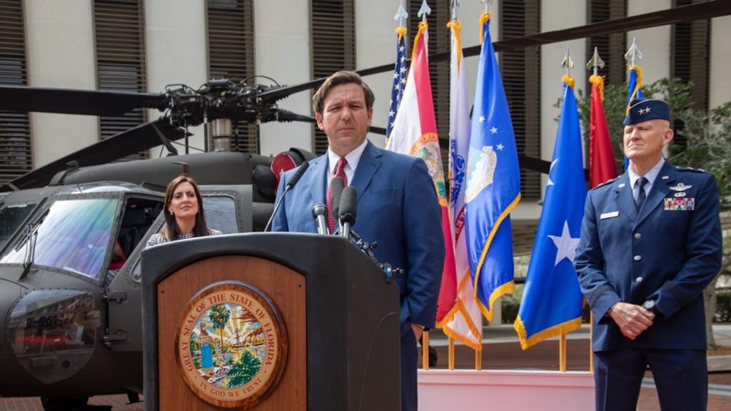 Photo of Florida Governor at podium