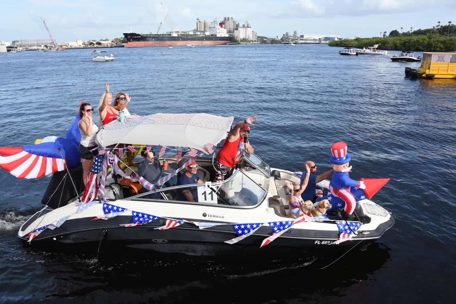 boat parade That's So Tampa