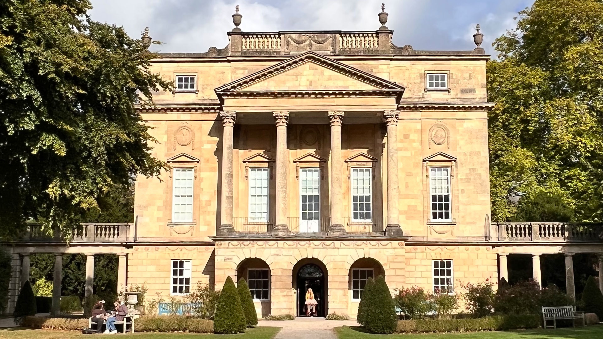 View of the facade of the Holburne Museum of Art