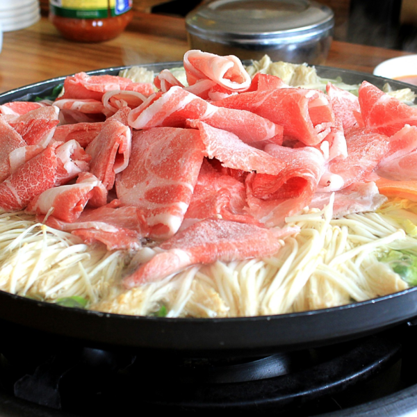 Hong Hot Pot Bbq Debuts In Tampa That S So Tampa