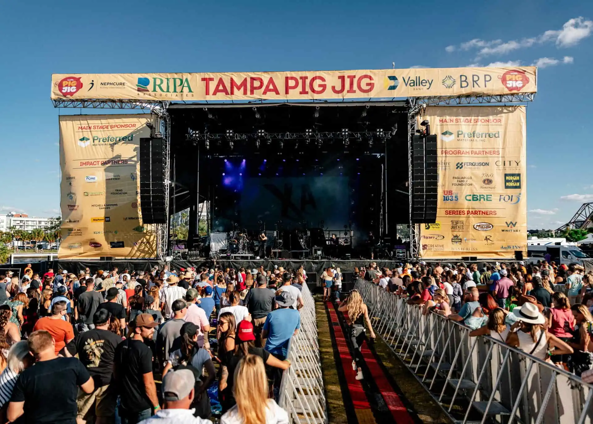 X \ City of Tampa على X: Update for #SBLV event goers: Super Bowl  Experience at Julian B Lane Riverfront Park will now have a walk-up line  (on Wednesday and Thursday only)