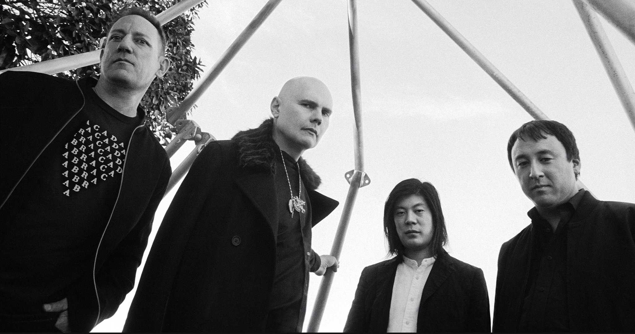 Smashing Pumpkins w/ Interpol & Rival Sons The World is a Vampire