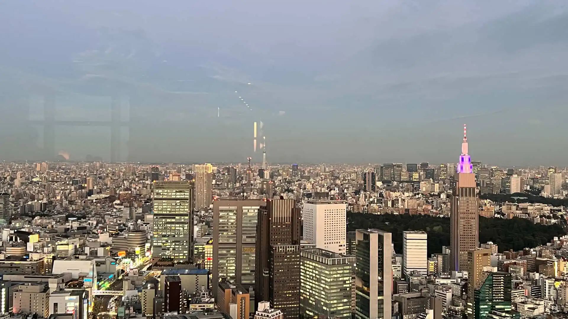 Skyline view of Shibuya from New York Bar at dusk