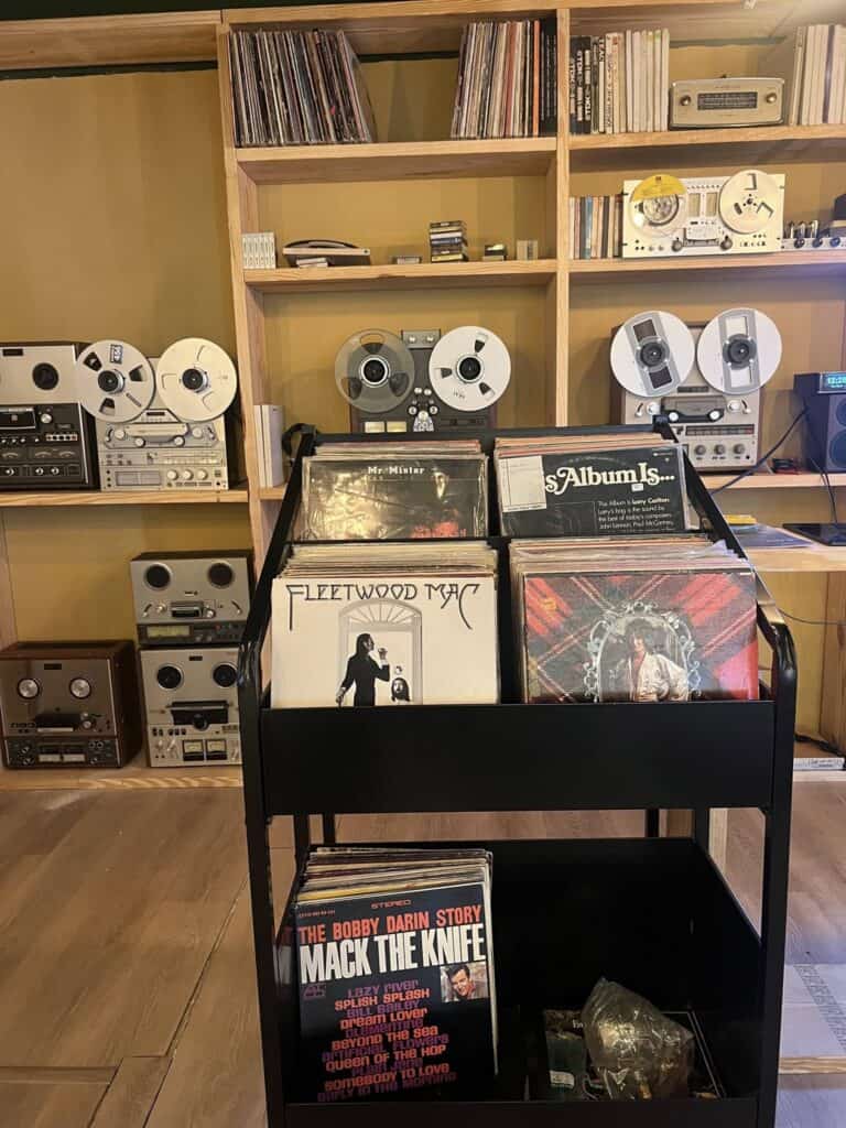 Record player at Spinning Coffee in Bradenton